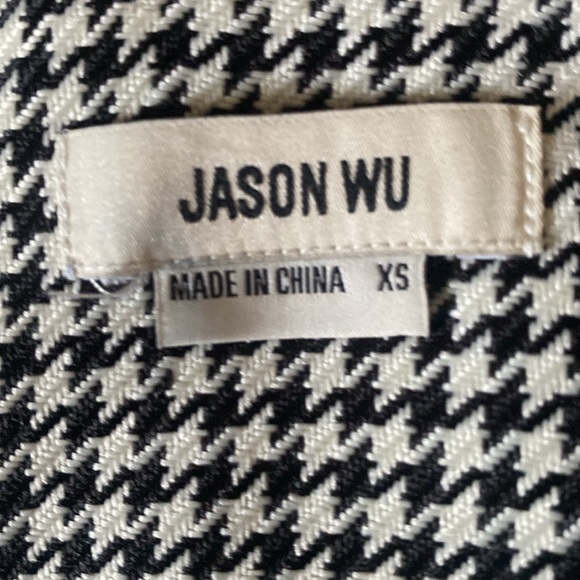 Jason Wu Houndstooth Wrap Blazer
Dress, Size XS Monochrome Long Sleeve Dress - Picture 8 of 9